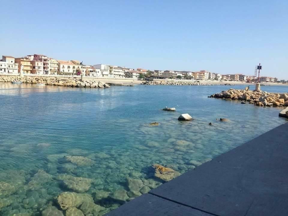 Climatizzato In Centro A 100M Dal Mare Villa Ciro Marina Exterior photo